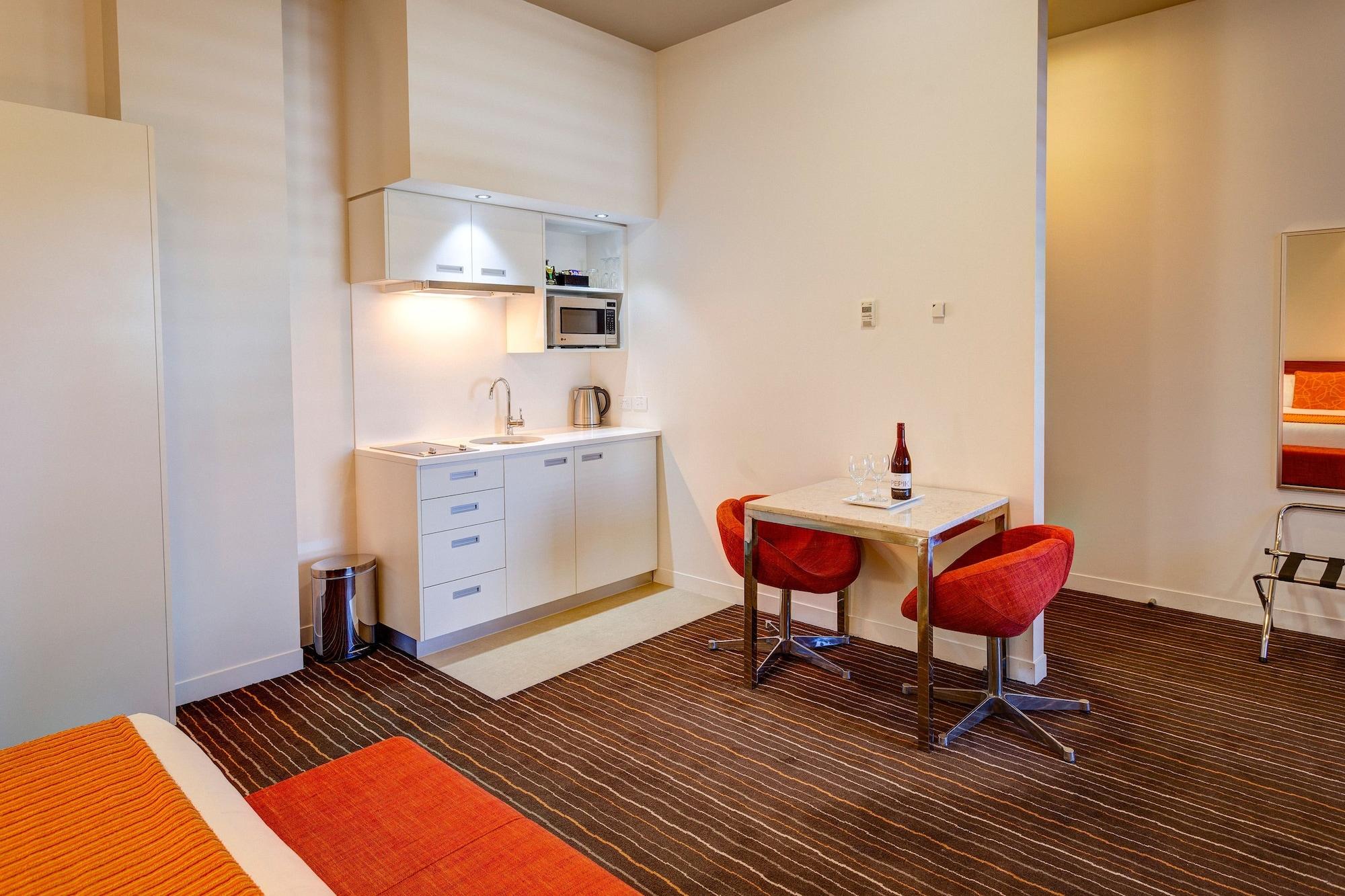 Mantra Charles Hotel Λόντσεστον Εξωτερικό φωτογραφία
