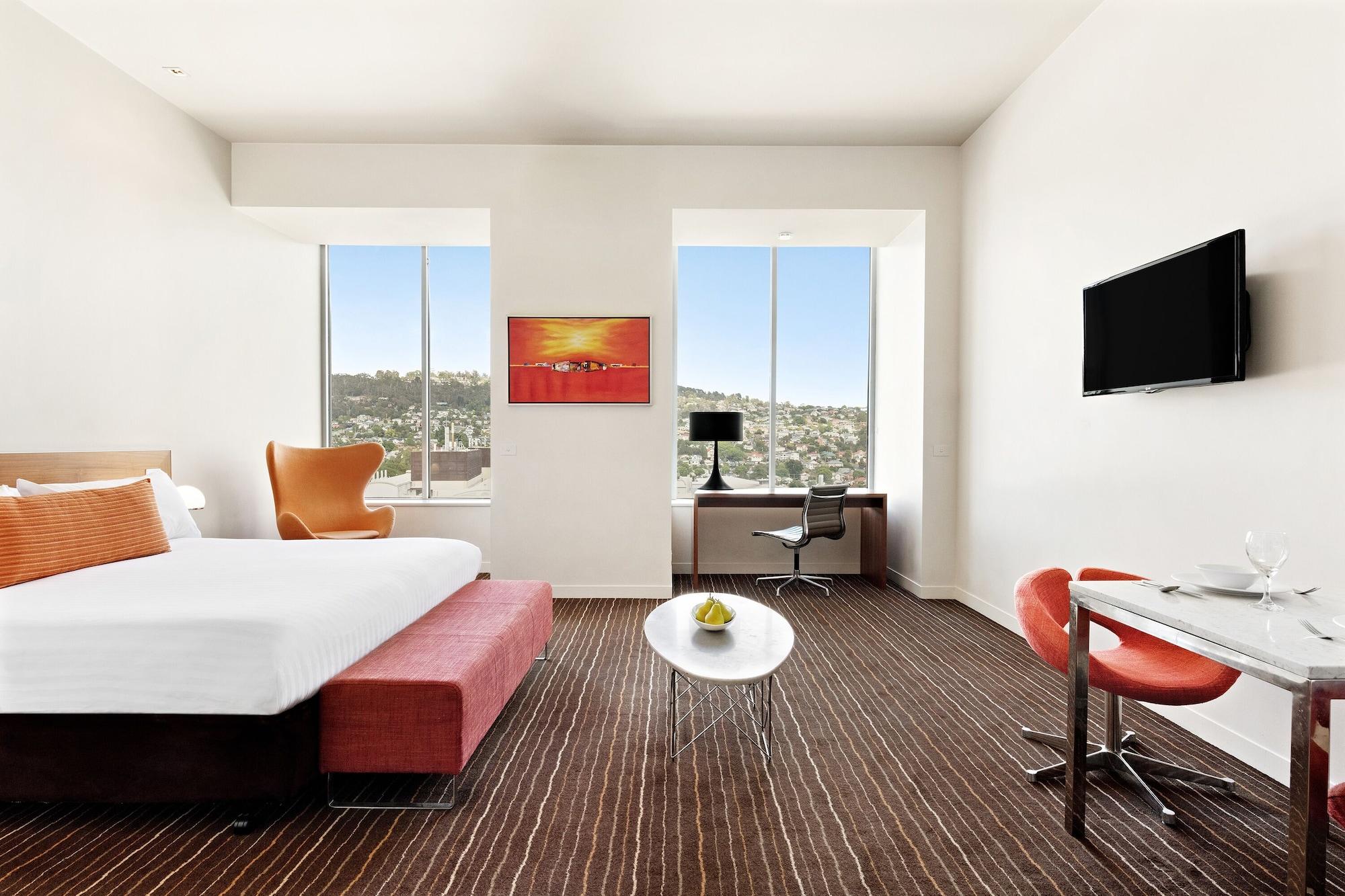 Mantra Charles Hotel Λόντσεστον Εξωτερικό φωτογραφία