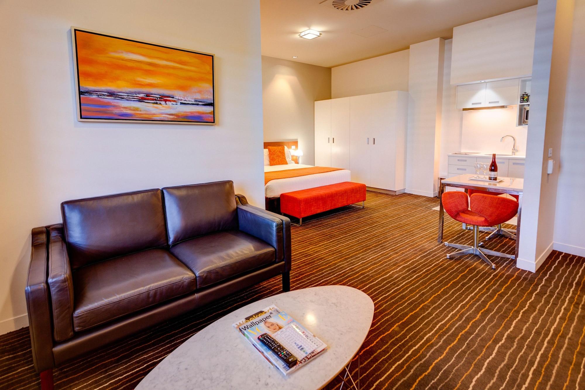 Mantra Charles Hotel Λόντσεστον Εξωτερικό φωτογραφία