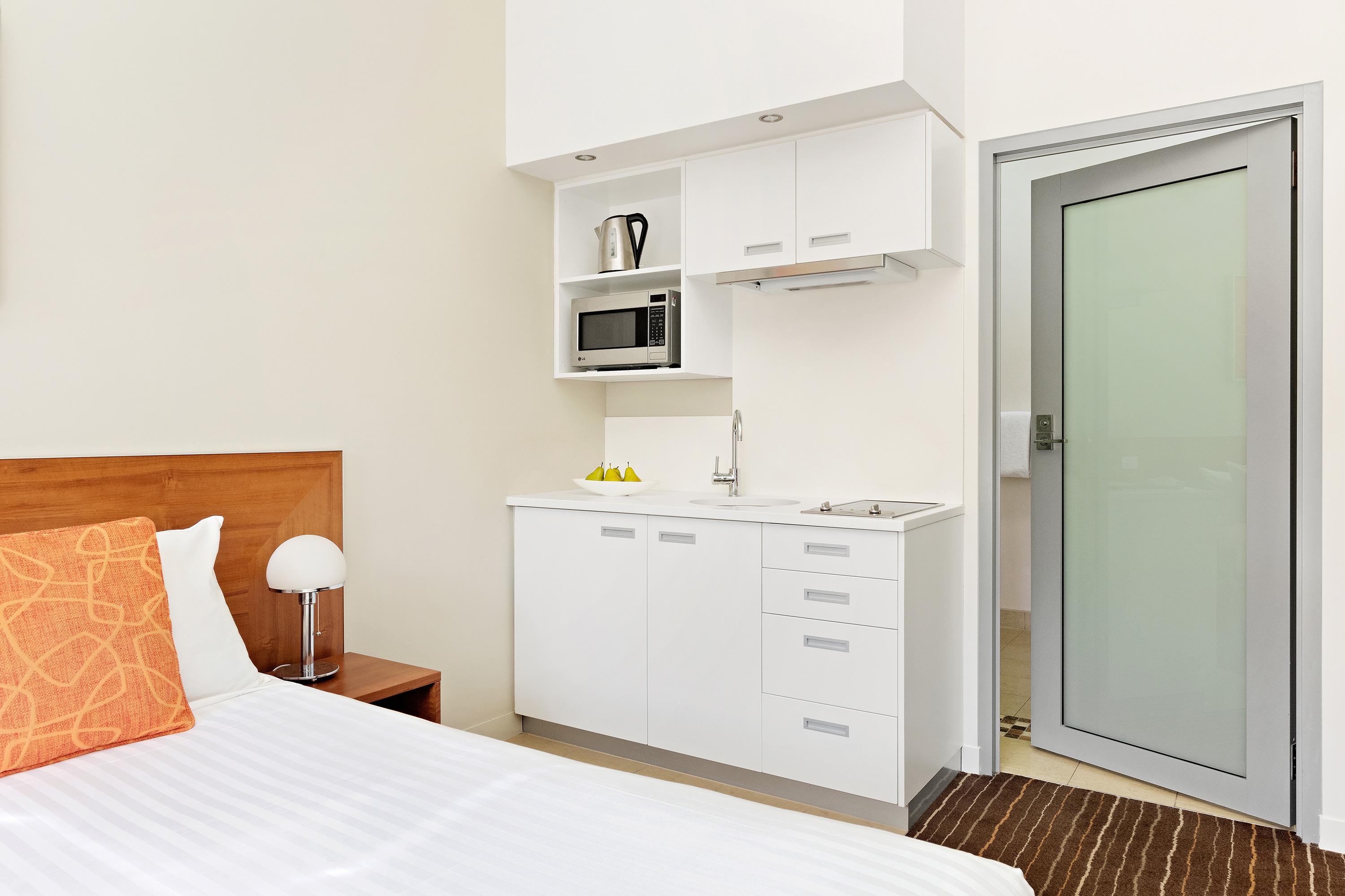 Mantra Charles Hotel Λόντσεστον Εξωτερικό φωτογραφία