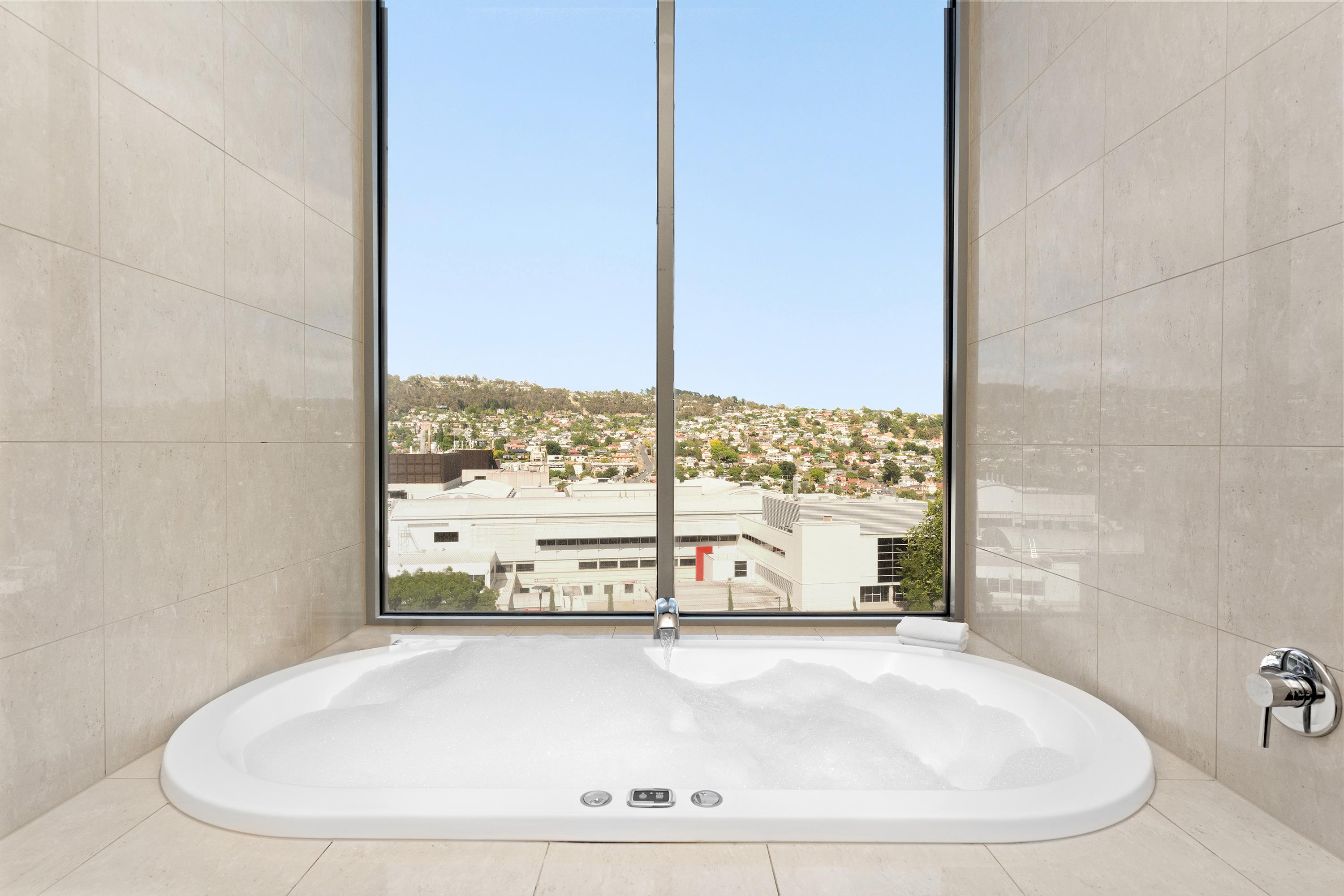 Mantra Charles Hotel Λόντσεστον Εξωτερικό φωτογραφία
