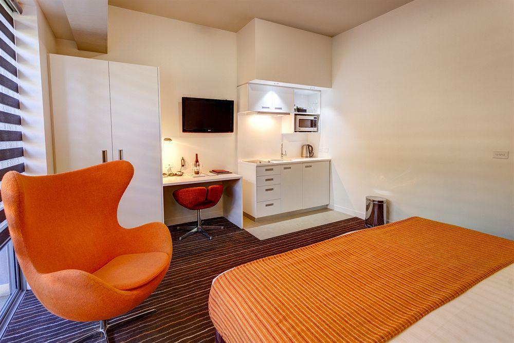 Mantra Charles Hotel Λόντσεστον Εξωτερικό φωτογραφία