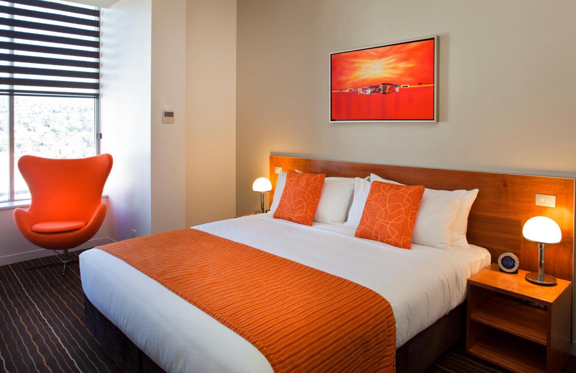 Mantra Charles Hotel Λόντσεστον Εξωτερικό φωτογραφία