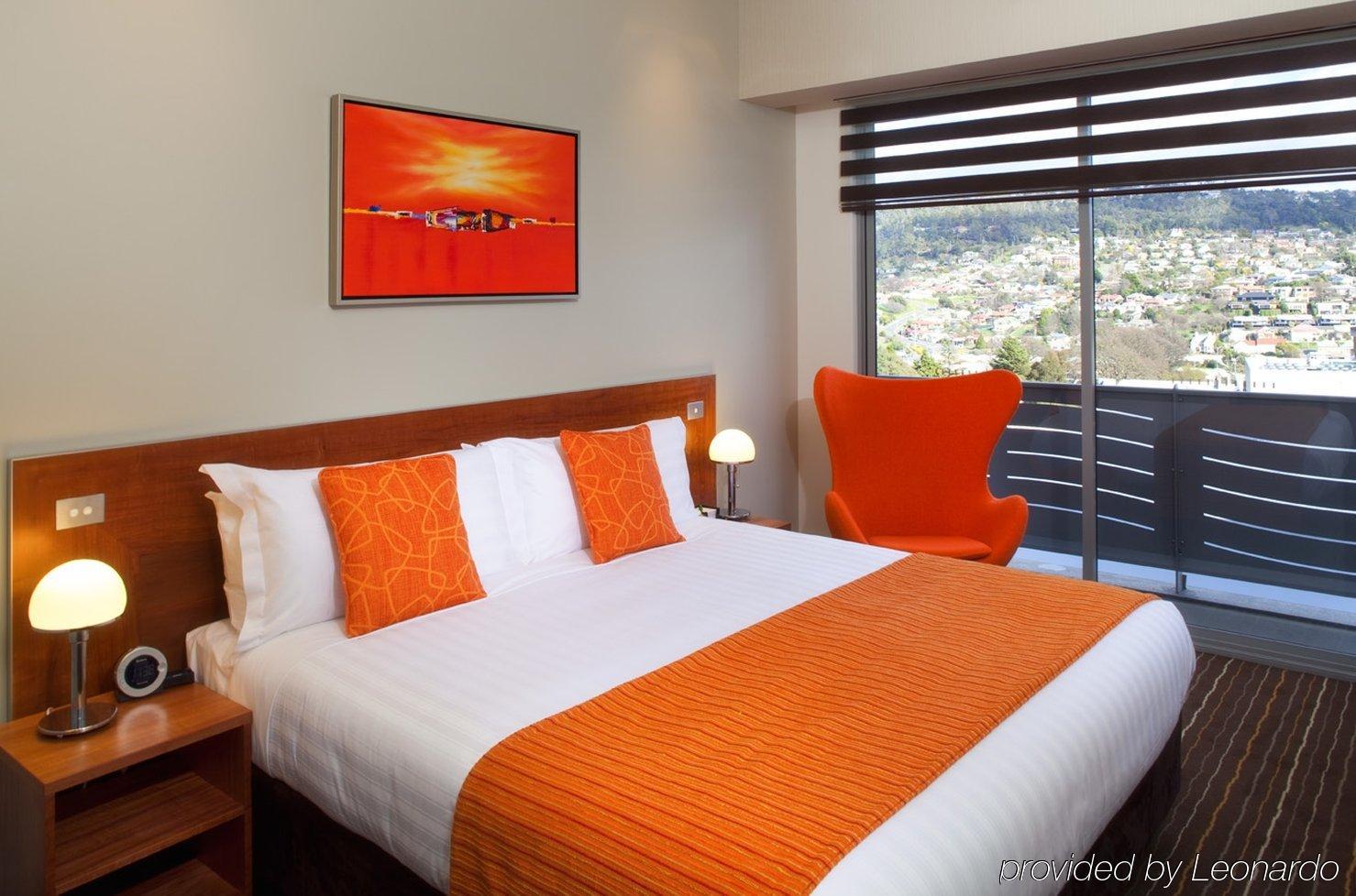 Mantra Charles Hotel Λόντσεστον Δωμάτιο φωτογραφία