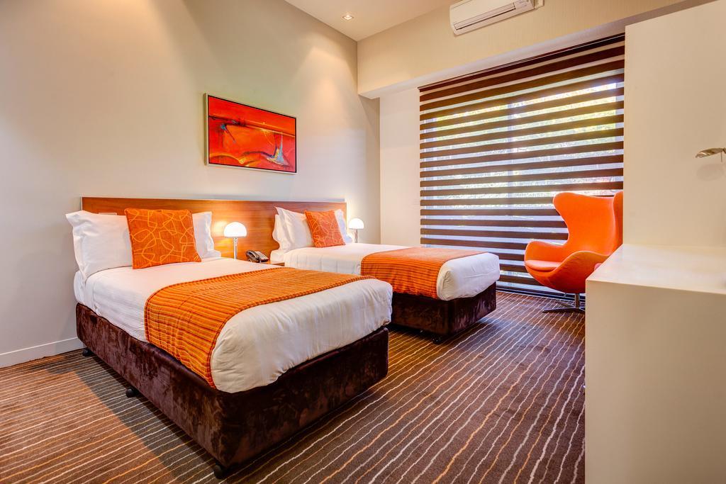 Mantra Charles Hotel Λόντσεστον Εξωτερικό φωτογραφία