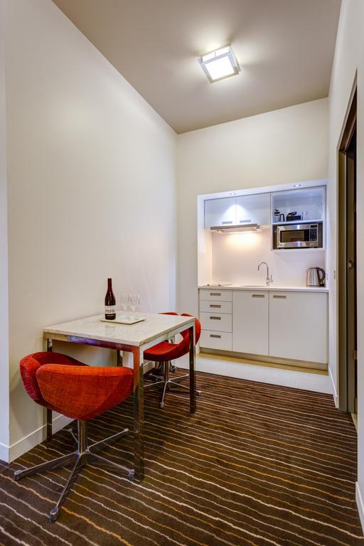 Mantra Charles Hotel Λόντσεστον Εξωτερικό φωτογραφία